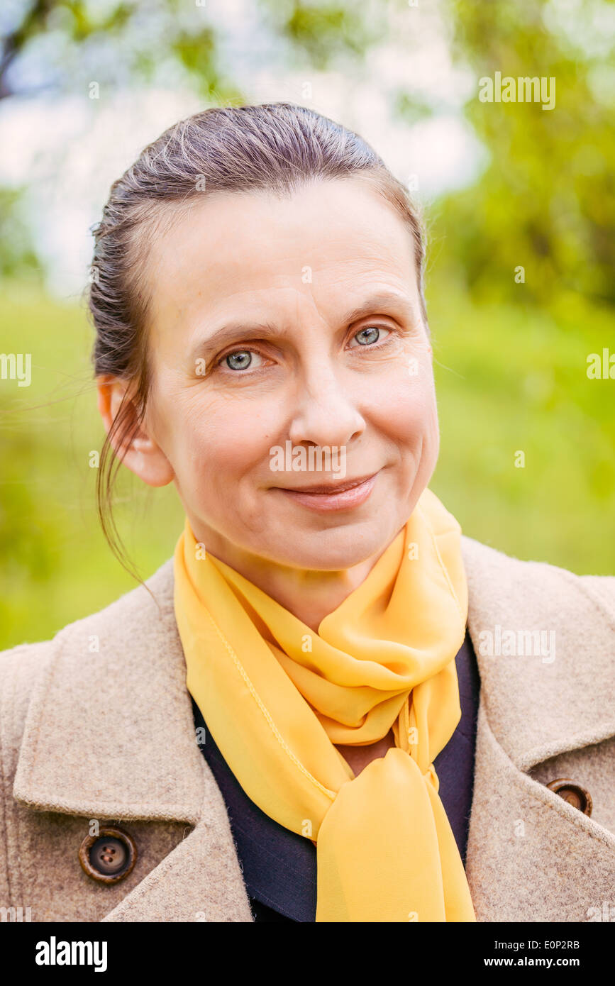 Mature elegant woman portrait hi-res stock photography and images - Alamy