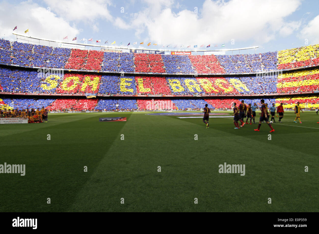 Barcelona, Spain. 17th May, 2014. supporters in the match between FC Barcelona and Atletico de Madrid, for Week 38 of the spanish Liga BBVA played at the Camp Nou, May 17, 2014. Photo: Joan Valls/Urbanandsport/Nurphoto. Credit:  Joan Valls/NurPhoto/ZUMAPRESS.com/Alamy Live News Stock Photo