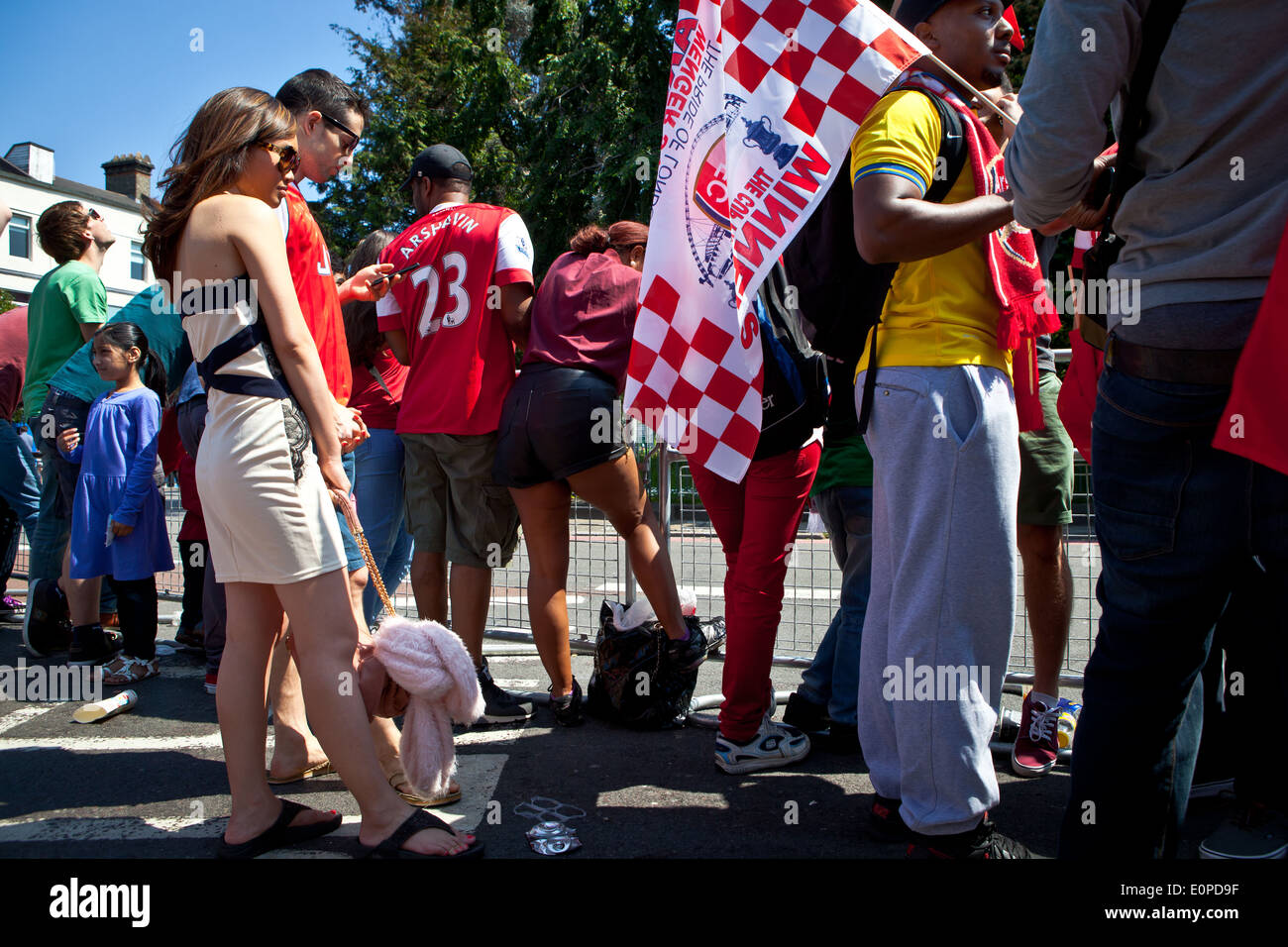 Fans attending the Arsenal FC FA Cup winners parade 2014 Stock Photo
