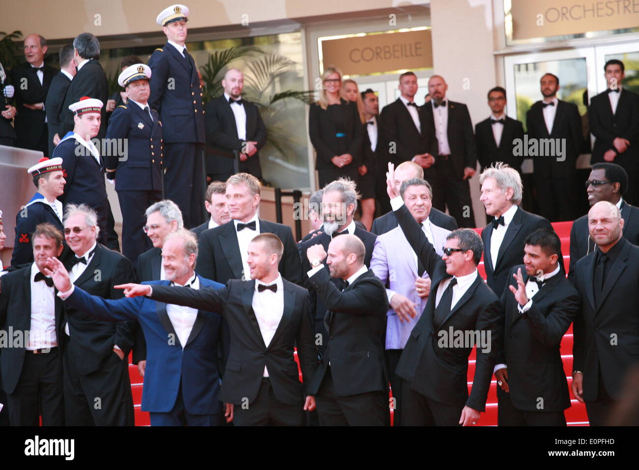 Cannes, France. 18th May, 2014. Dolph Lundgren, Harrison Ford, Patrick Hughes, Antonio Banderas, Mel Gibson, Jason Statham, Sylvester Stallone, Ronda Rousey, Wesley Snipes and Kellan Lutz at the The Expendables 3 red carpet at the 67th Cannes Film Festival France. Sunday 18th May 2014 in Cannes Film Festival, France. Credit:  Doreen Kennedy/Alamy Live News Stock Photo