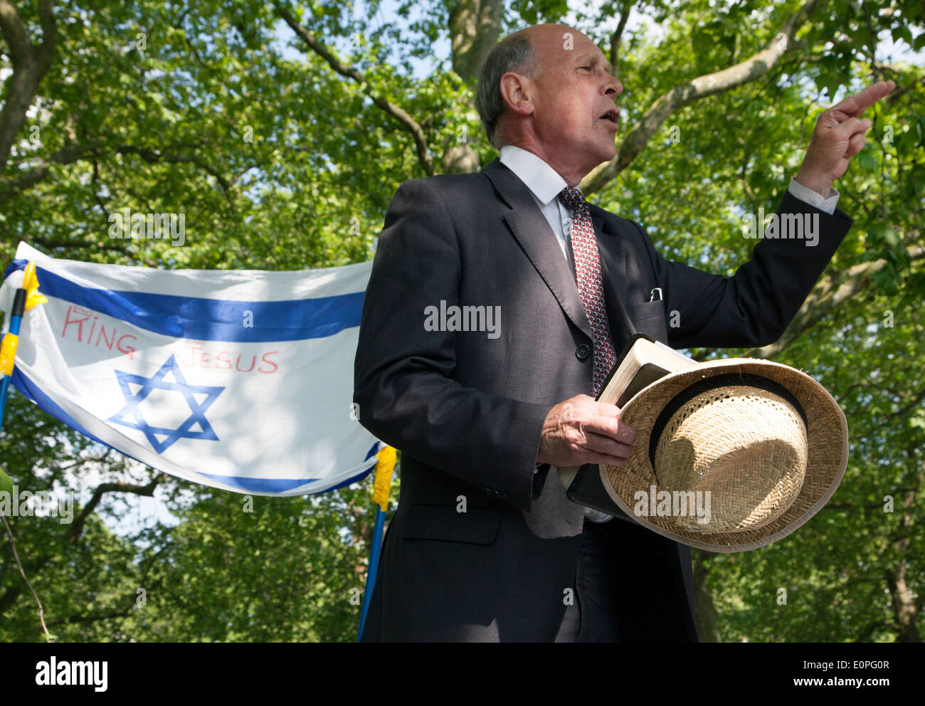 Evangelist horizontal landscape speakers corner hyde park london uk hi