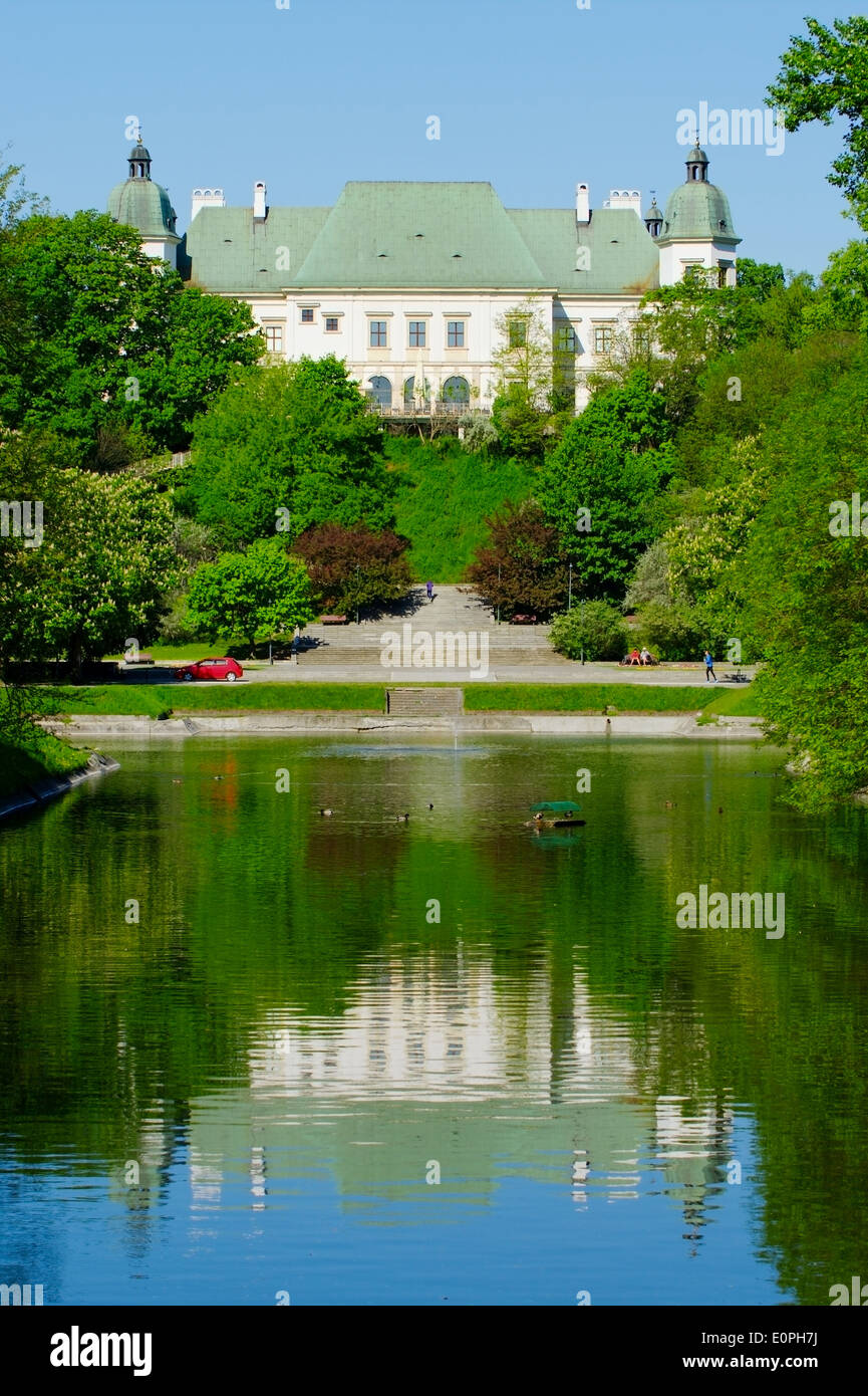 Ujazdow Castle seen from the Royal Canal, Warsaw, Poland. Currently it houses the Center for Contemporary Art. Stock Photo