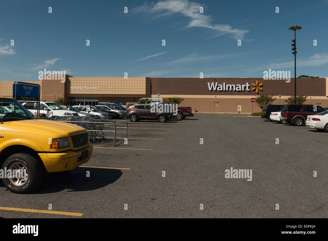 Wal-mart Store parking lot in Leesburg, Florida USA Stock Photo