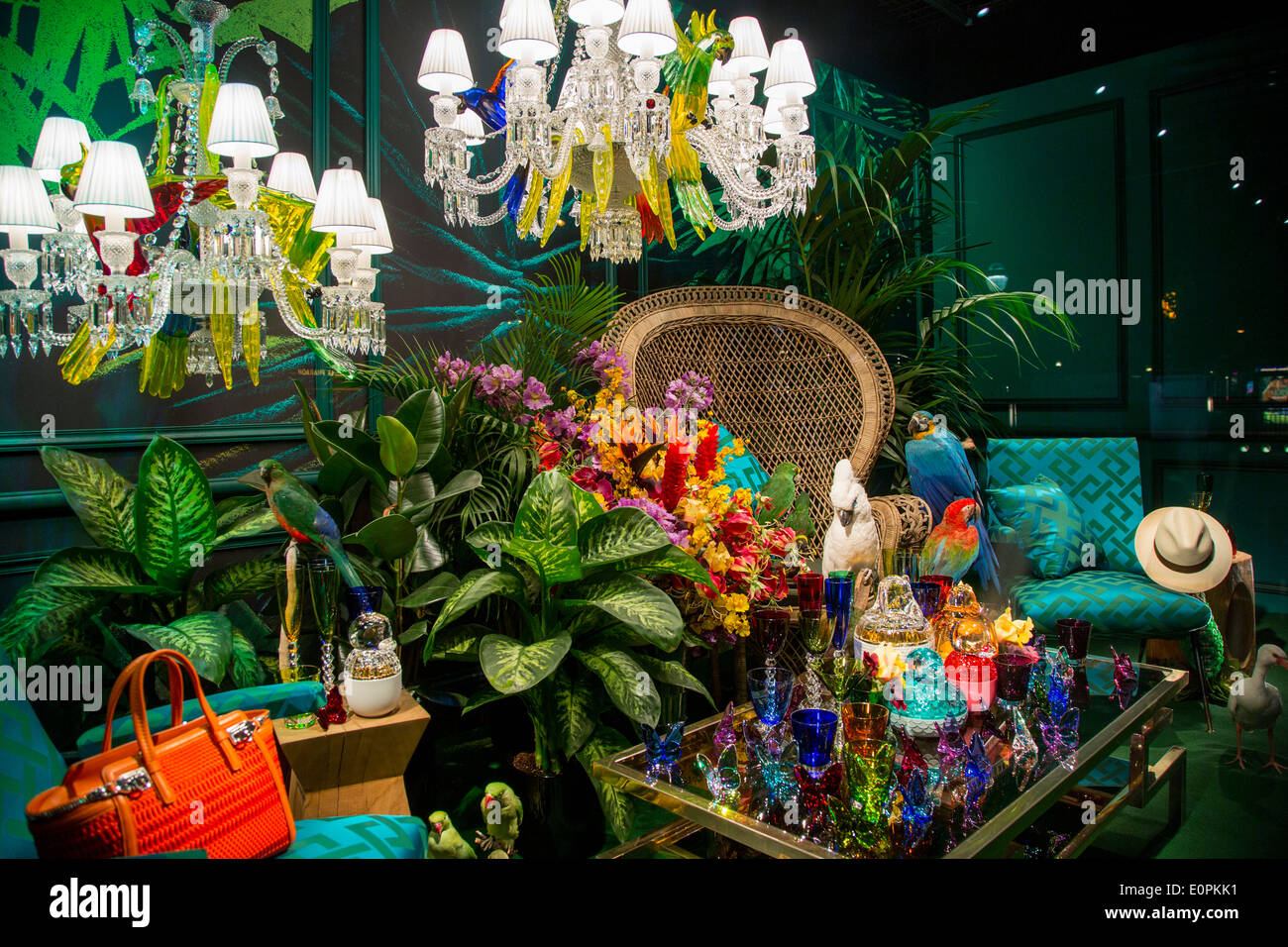 Department store window display hires stock photography and images Alamy