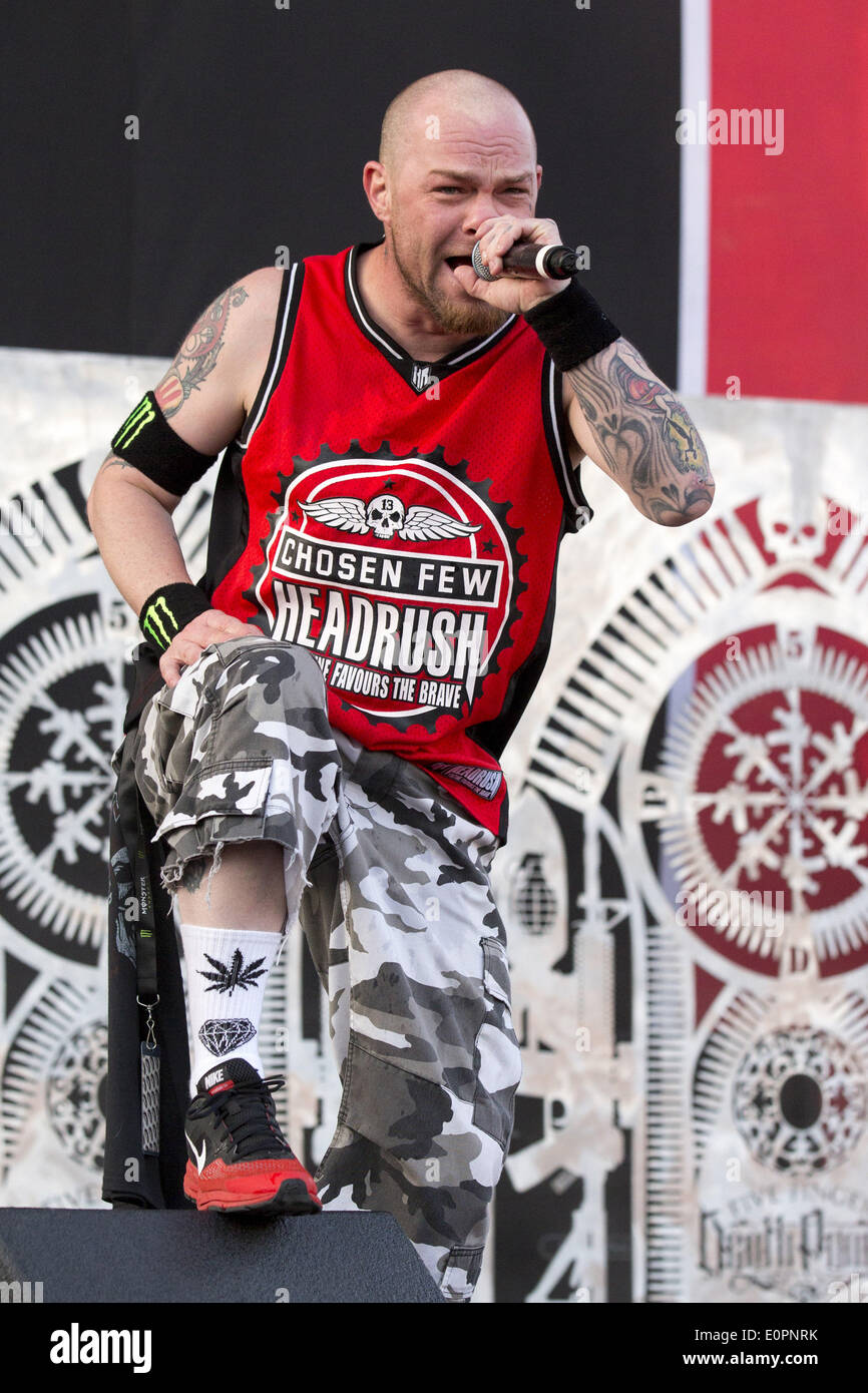 Tribute to the Prince of Darkness with Ivan Moody, image size:866x1390