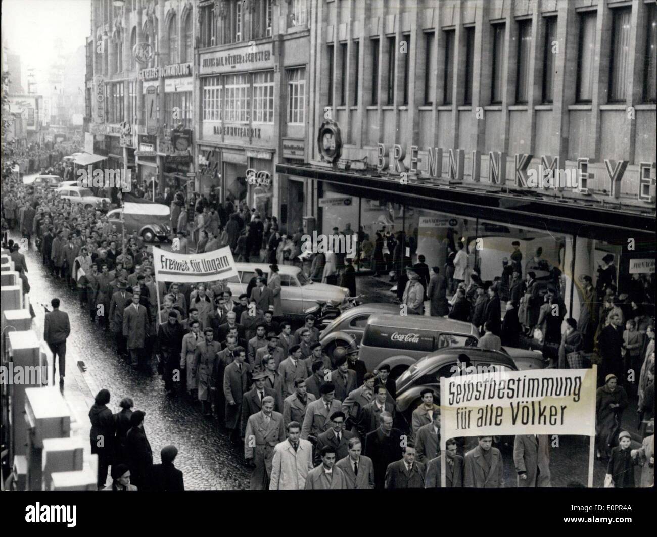 Nov. 05, 1956 - A lot of people demonstrated this afternoon ( 5.11.56) in front of the radio - building of West - desuscher Rundfunk at Cologen Stock Photo