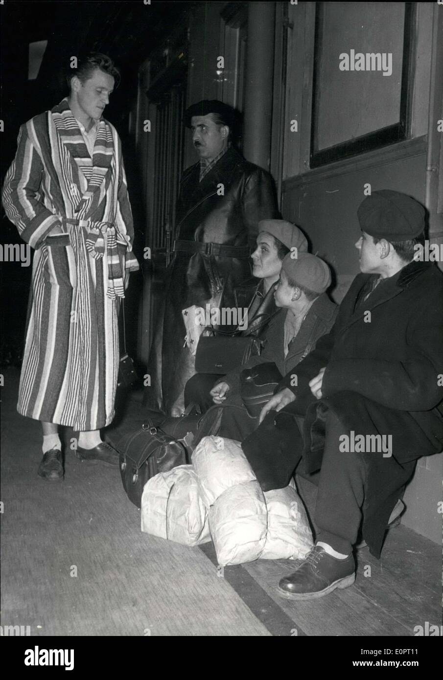 Hungarian refugees 1956 hi-res stock photography and images - Alamy
