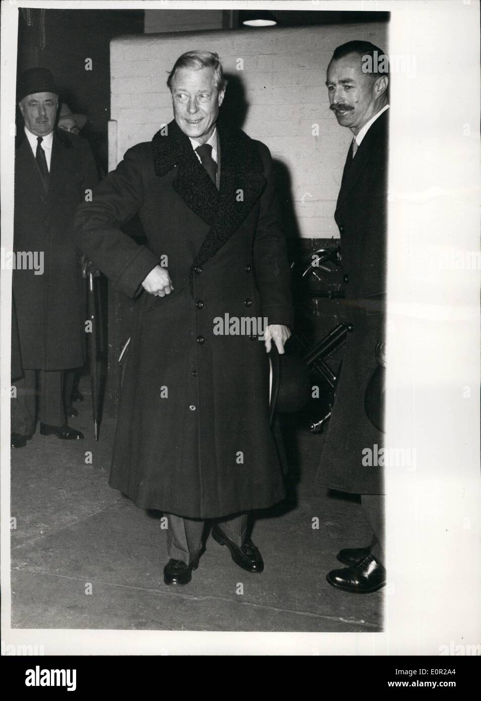 Dec 12 1957 The Duke Of Windsor Arrives In London Photo Shows Stock Photo Alamy