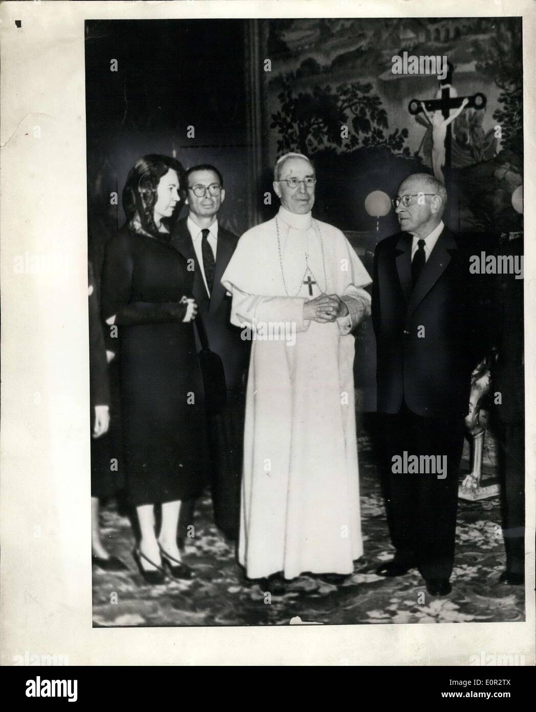 Oct. 16, 1957 - The famous American film director Cecil B. De Mille accompanied by his daughter, Mrs. Joseph Harper, and Dr. Max Jacobson have been received today by Pope Pius XII at his Summer residence in Castelgandolfo. Stock Photo