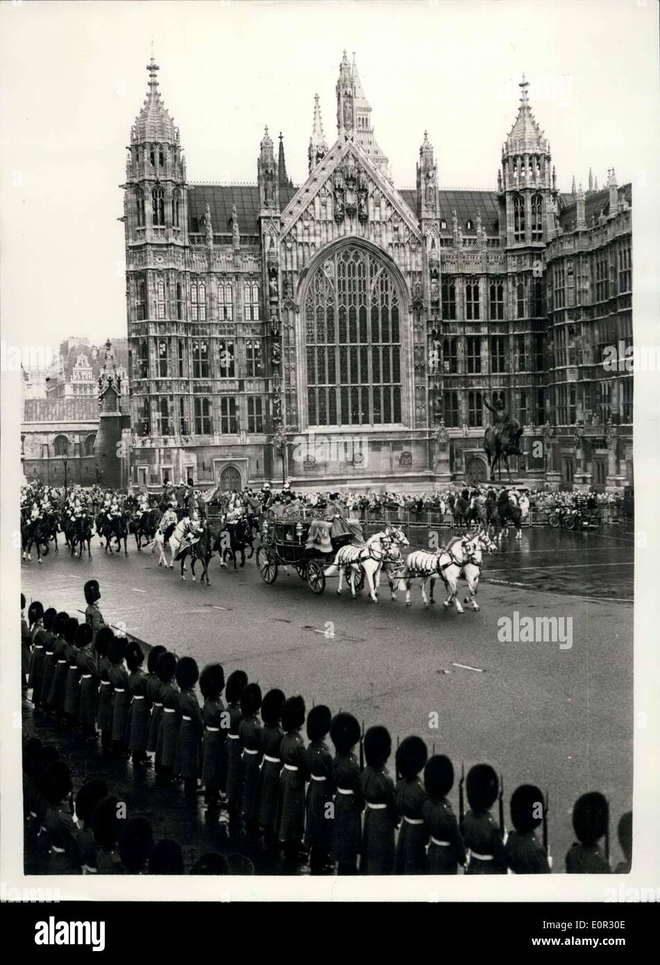 Nov. 05, 1957 - State Opening of Parliament. Arrival of the Royal Precession.: The scene as the Irish State Coach containing M.M. The Queen arrives at the Parliament Buildings - for the State Opening ceremony today. Stock Photo