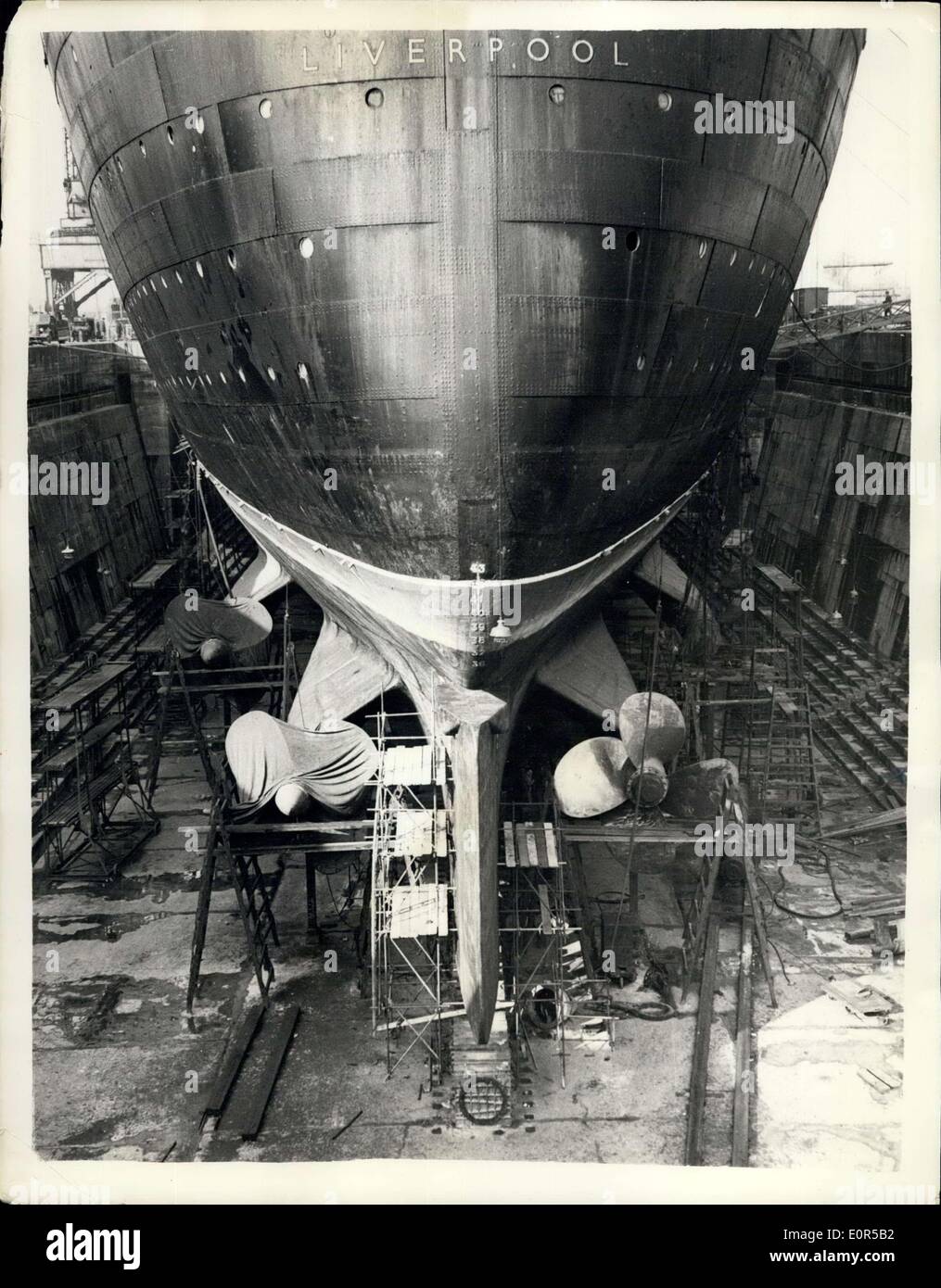 Feb. 24, 1958 - 24-2-58 The S.S. Ã¢â‚¬Å“Queen Mary in dock to be fitted with Ã¢â‚¬Å“Denny Brown StabilizersÃ¢â‚¬Â Ã¢â‚¬â€œ The Stock Photo