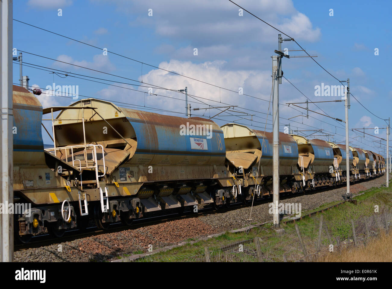 Rail hopper hires stock photography and images Alamy