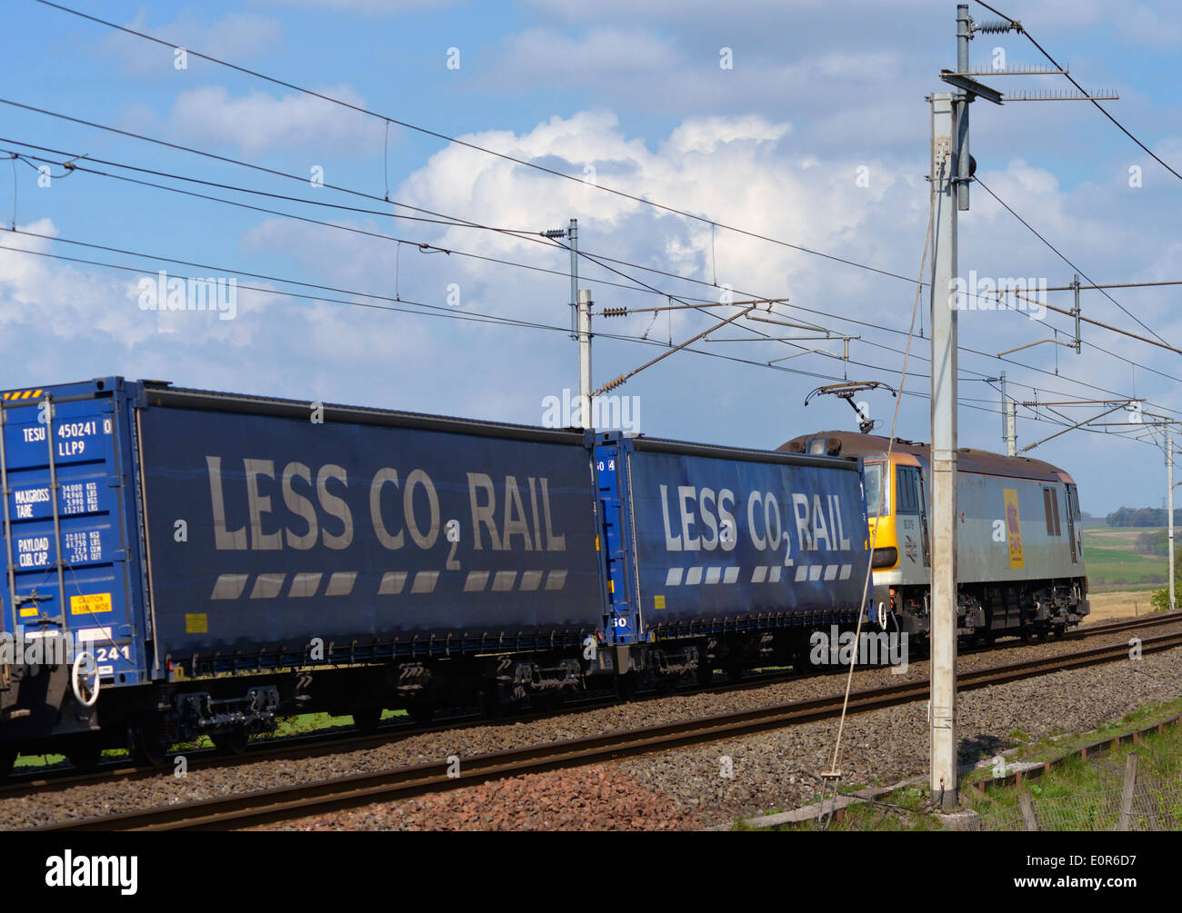EWS 92 019 , hauling Tesco 'LESS CO2 RAIL' container wagons