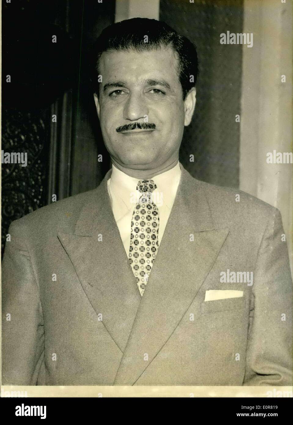 Iraqi ambassador to london hi-res stock photography and images - Alamy