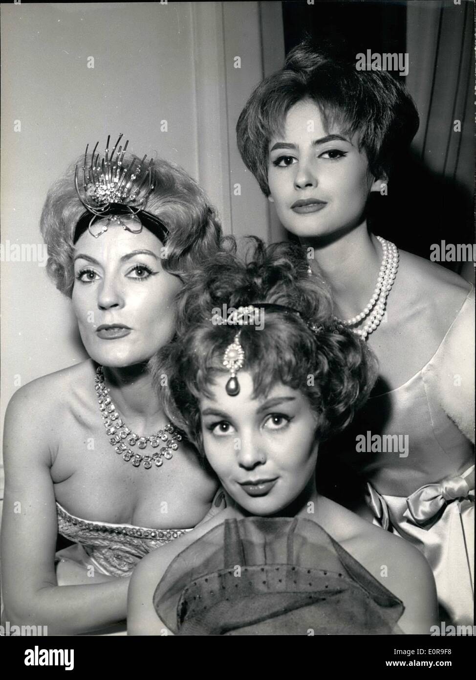 Oct 10 1958 Latest Hair Styles Paris Most Famous Hairdressers