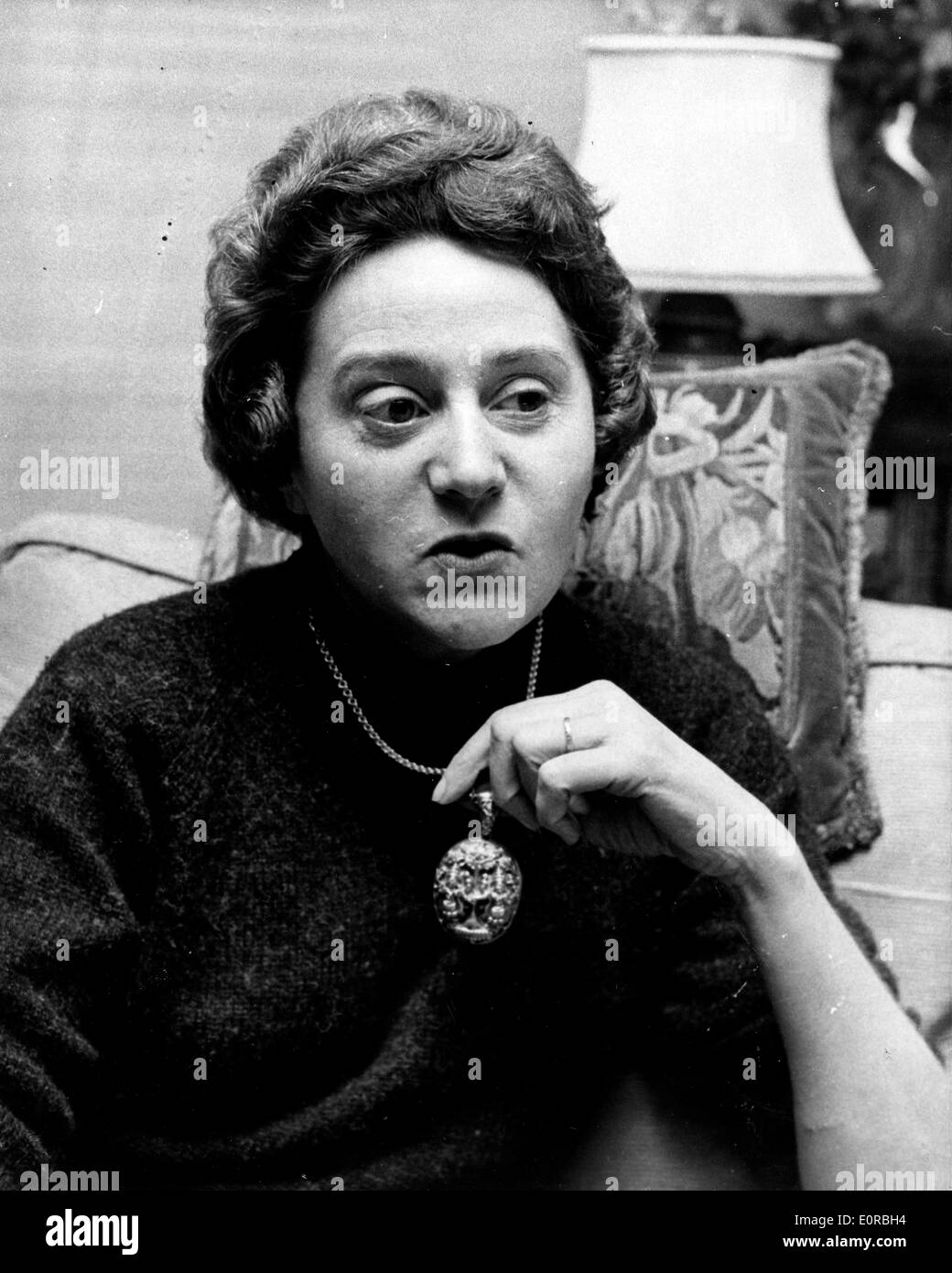 Odette Churchill in a meeting with ex-French Resistance members Stock Photo