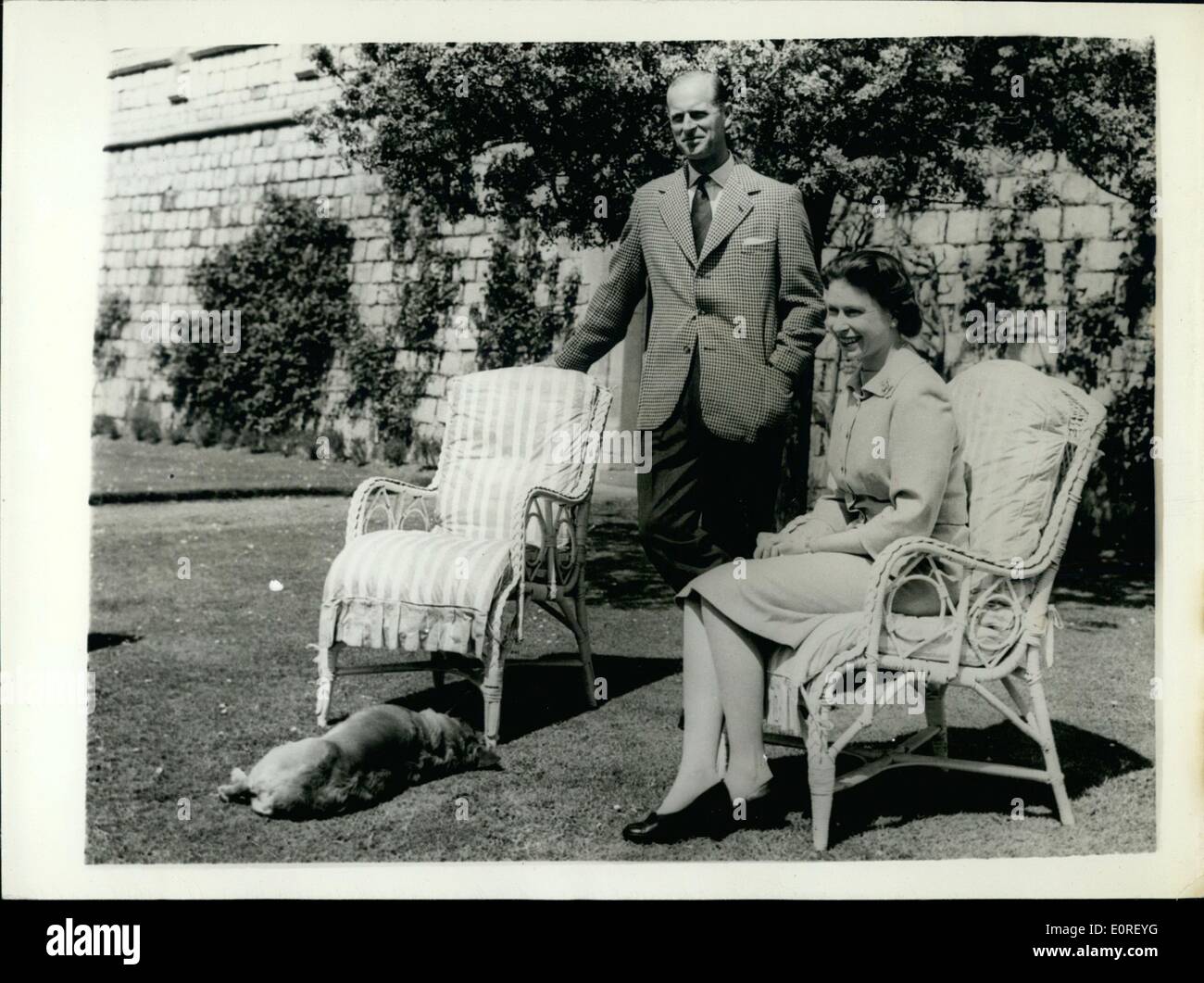 Jun. 06, 1959 The Queen And Her Family At Windsor Castle Photo shows