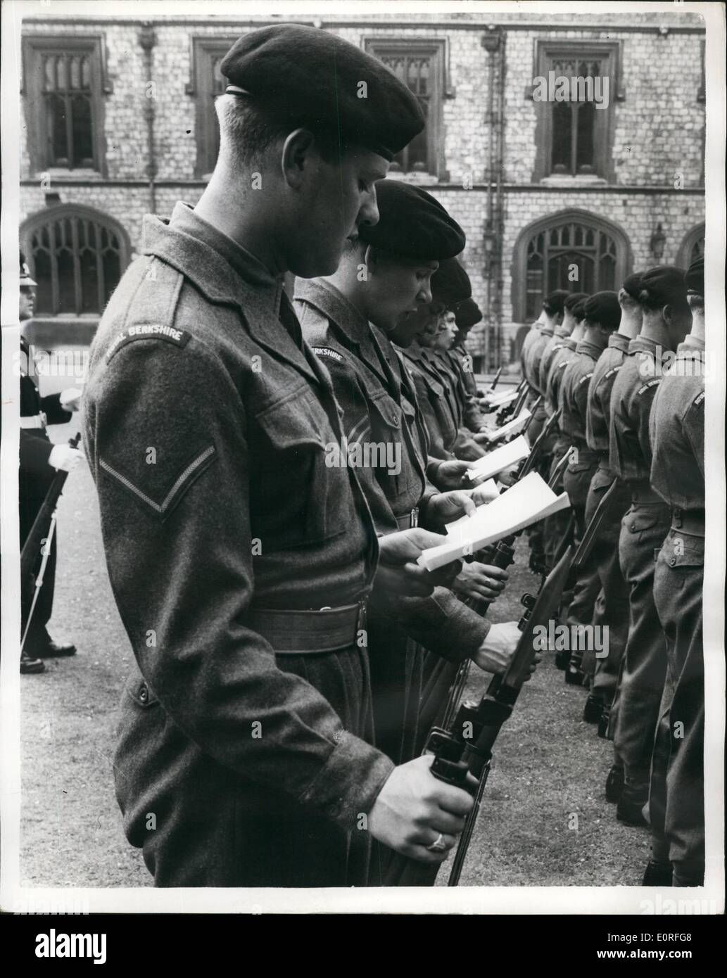 May 05, 1959 - Laying up of colours of the Royal Berkshire Regiment: The Colour of the 1st. Bn. The Royal Bershire Regiment, were today laid up in the State Apartment at Windsor Castle. The Royal Bershire Regiment and the Wiltshire Regiment are to amalgamente at Albany Barracks, Newport, Isle of Wight. on June 9th, to form The Duke of Ediburgh's Royal Regiment (Berkshire and Wiltshire). Photo shows men of the Royal Berkshire Regiment, singing hymns during the service at Windsore Castle today. Stock Photo
