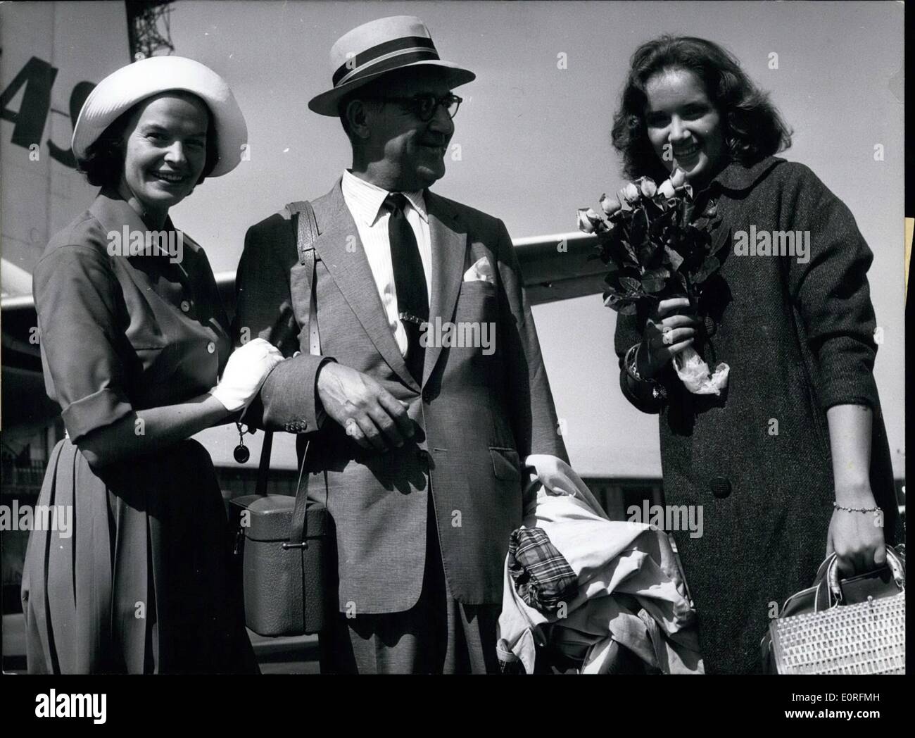 Jun. 06, 1959 - ''King of Swing'' in Munich: The American Bandleader Benny Goodman and his daughter Rachel arrived in Munich on Stock Photo