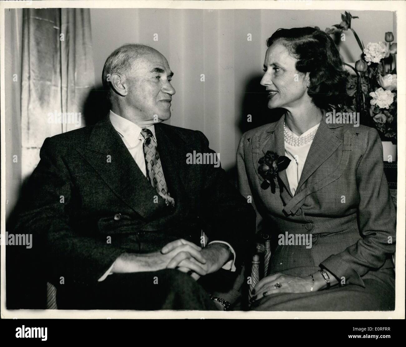 May 05, 1959 - Sam Goldwyn Holds A Press Reception... 28-4-53 He Faces The Cameras: Sam Goldwyn the American film producer who is now 70 years of age - arrived in London today and held a press reception at Claridges Hotel this afternoon. He was accompanied by his wife, Francois.. Photo shows Sam Goldwyn - for a change-faces the cameras himself -during the press conference this afternoon.05 Stock Photo