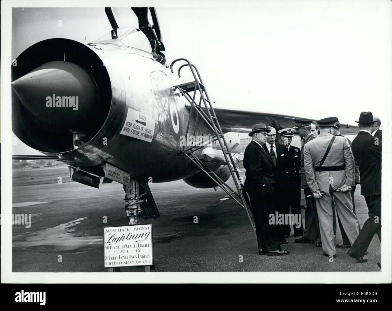 Jul. 07, 1959 - The Canadian Minister of National Defence, General Hon ...