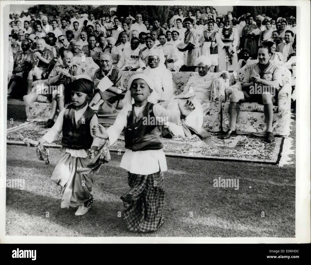Aug. 05, 1959 - Seventeenth International Scout Conference In New Delhi: Lord Rowallan the Chief Scout of the British Commonwealth - the President Of India - and other personalities - a plaud Punjab I Bhangra Dancers at the Delhi State Bharst Scouts and Guides Rally at Rashtrapati Bhavan in New Delhi - part of the Seventeenth International Scout Conference now being held there. Stock Photo