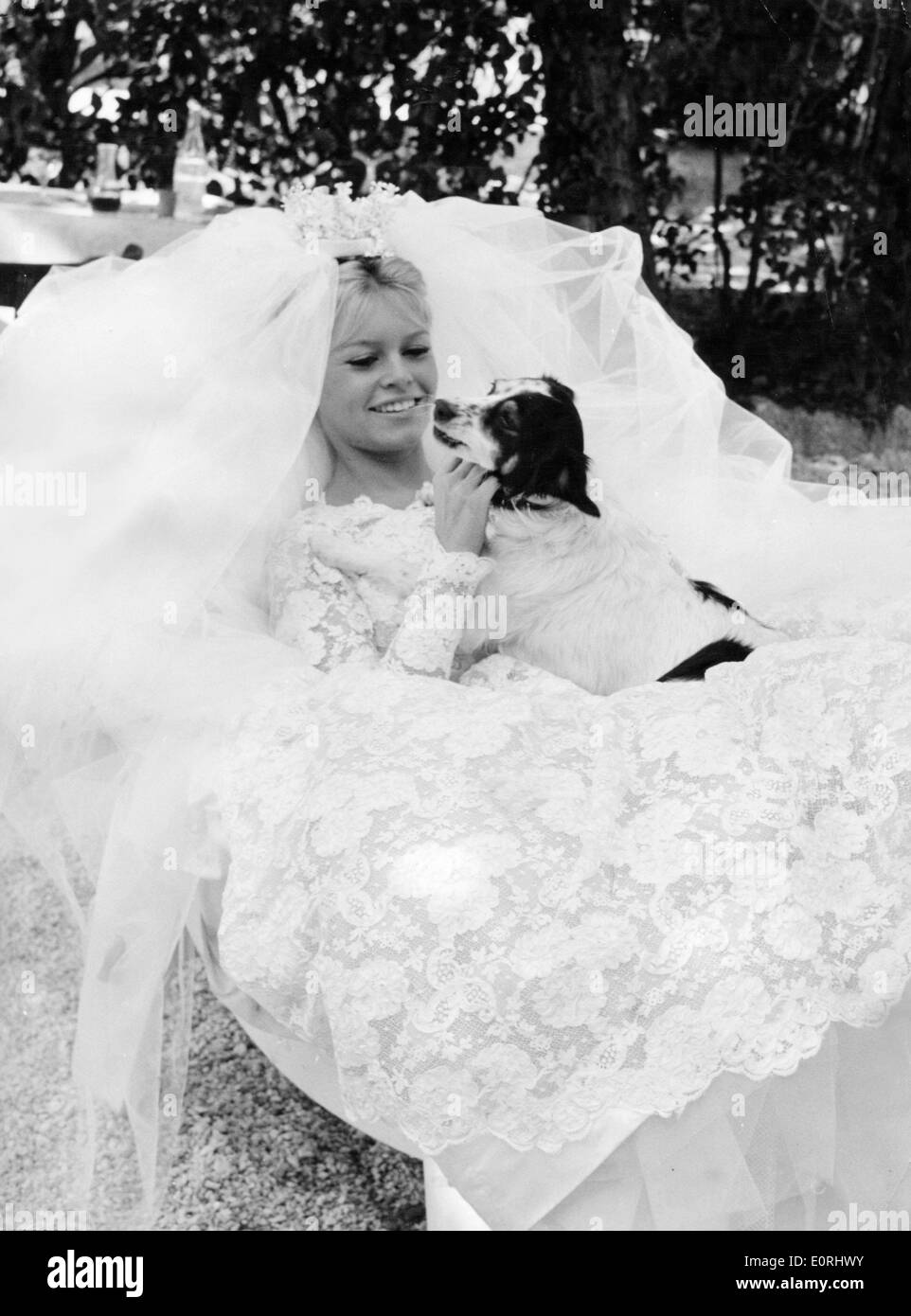 Actress Brigitte Bardot as a bride in a film Stock Photo - Alamy