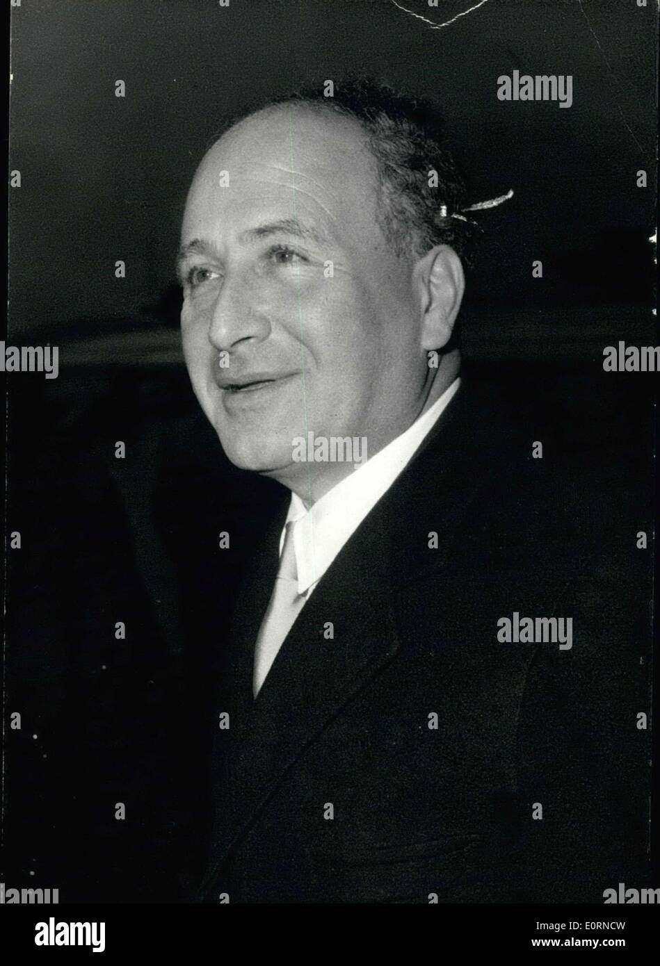 Jan. 26, 1960 - Israeli Ambassador Walter Eytan Arrives in Paris Stock Photo