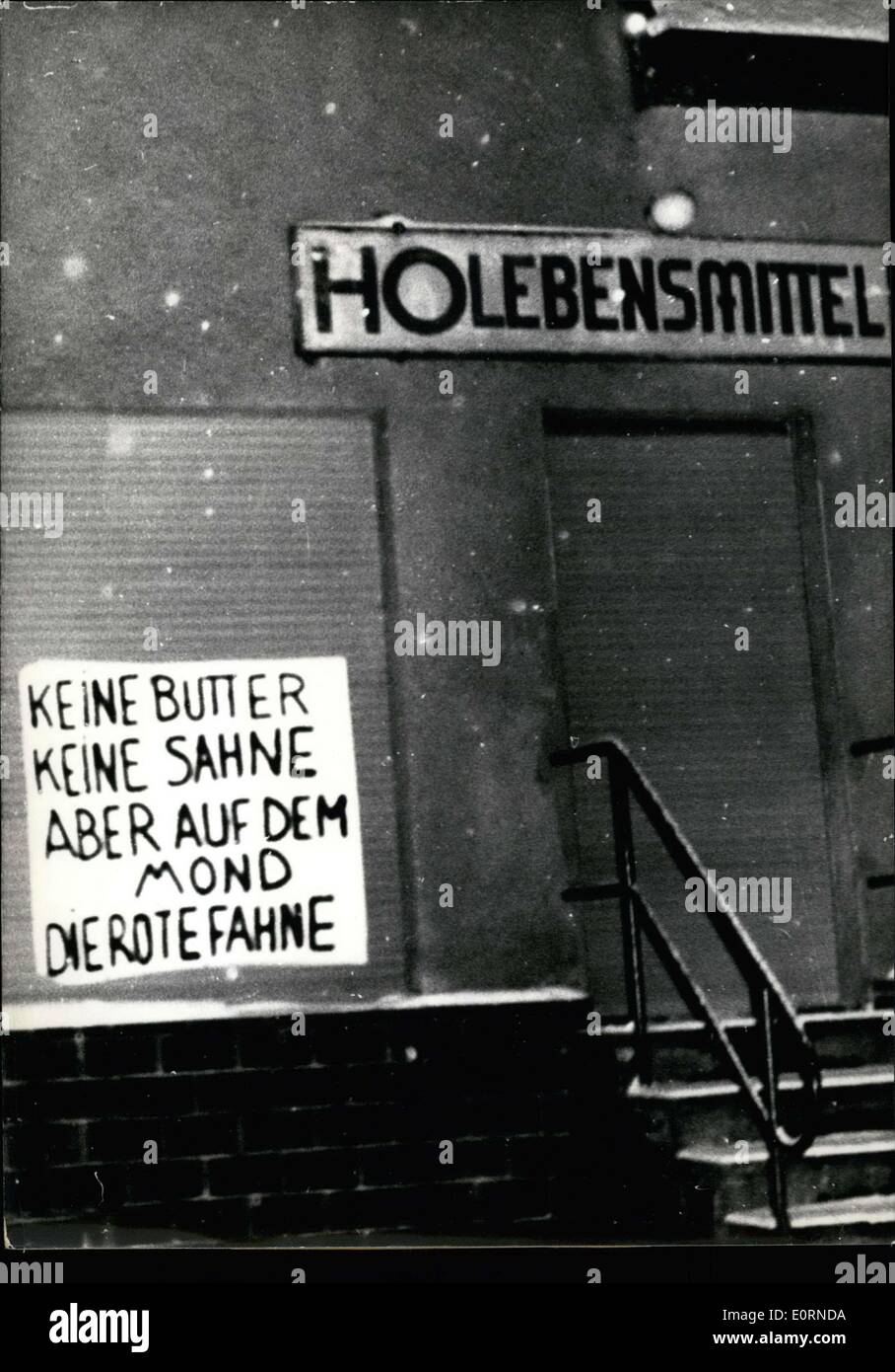 Jan. 29, 1960 - Resistance again the Socialist regime lives. A sign stuck on the HO food store in Woltersdorf by someone in the Stock Photo