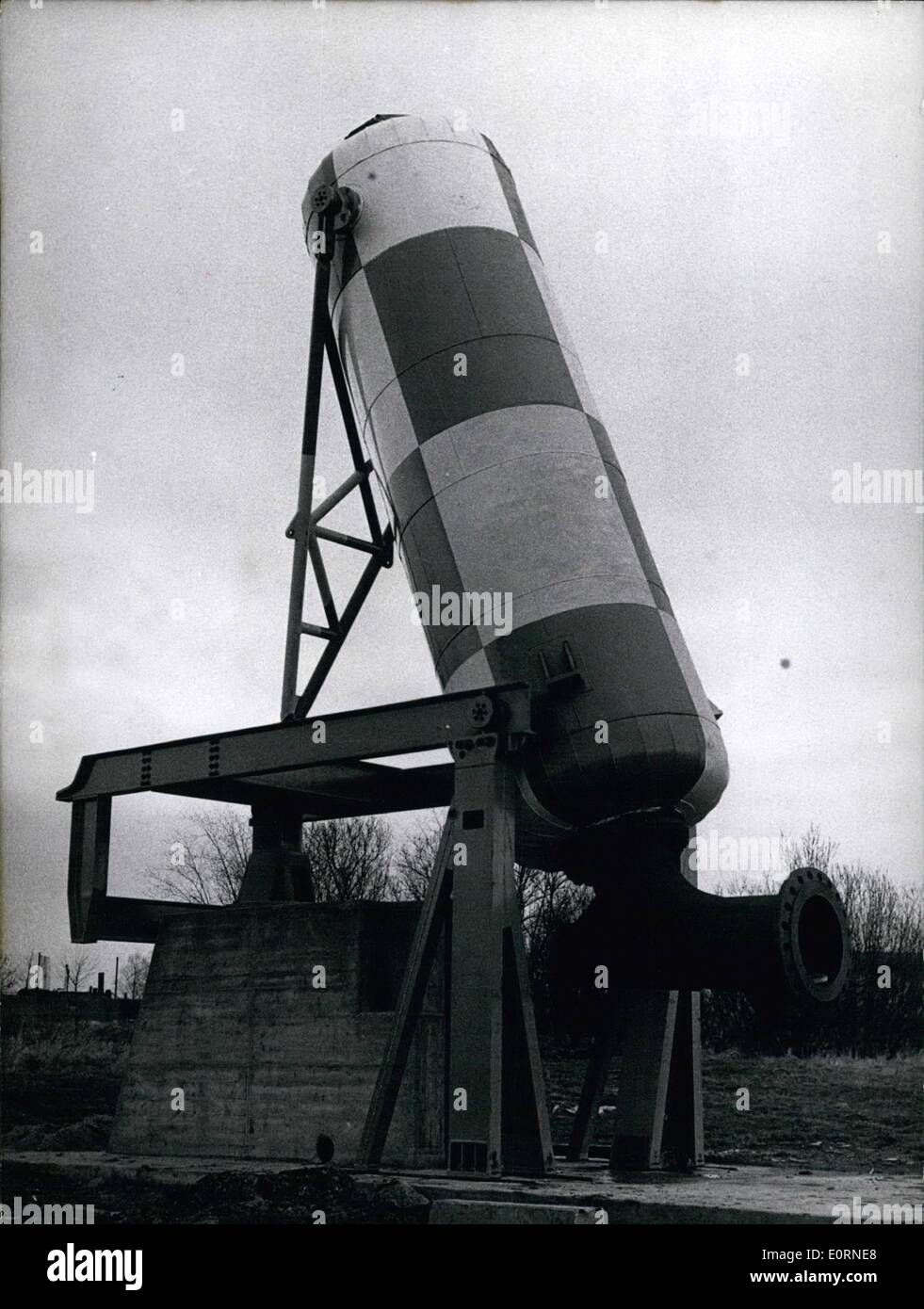 Feb. 02, 1960 First test Basis for hot water rockets in Germany is