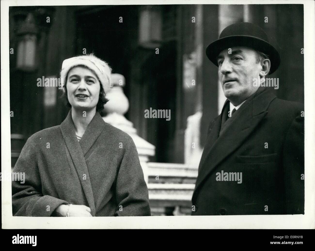 Feb. 02, 1960 - Millionaire sued by daughter for dowry. Unusual case at the London High Court.: Mrs. Fanny Sybil-Phrantzes 29 Stock Photo