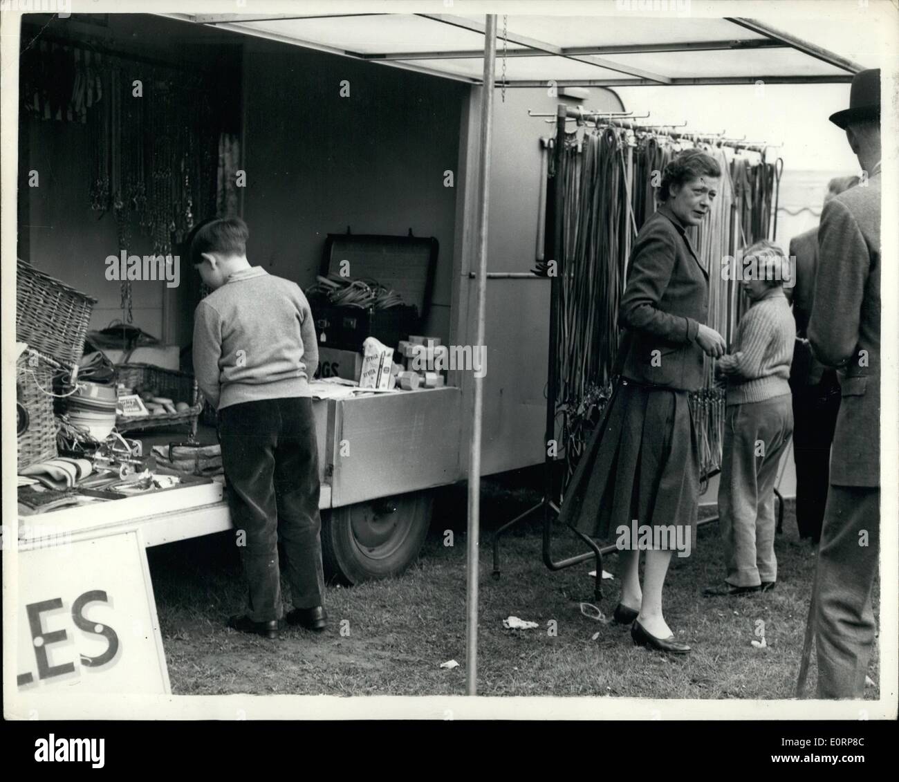 1960 shopping hires stock photography and images Alamy