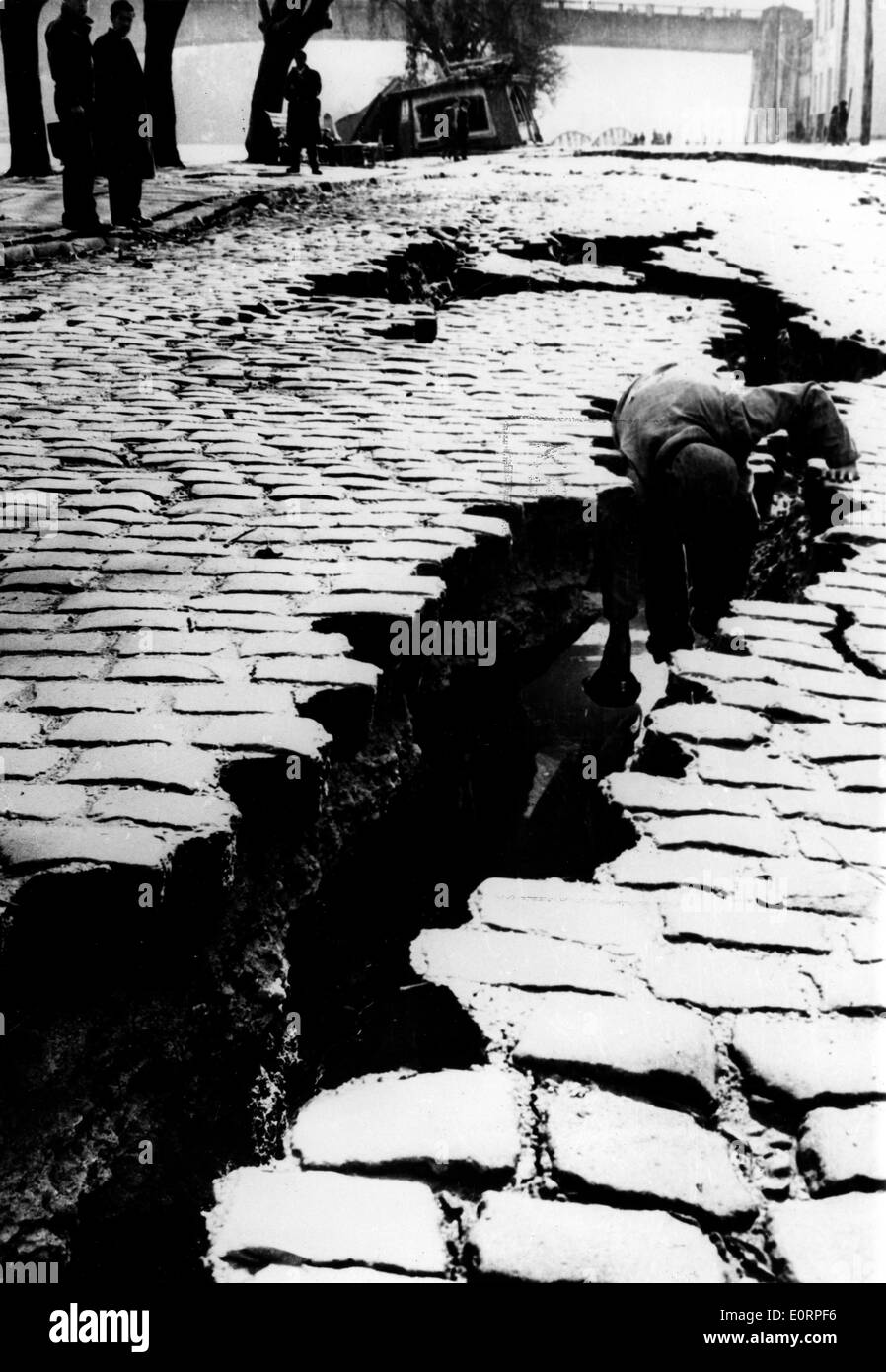 NATURAL DISASTERS: 1960 Tsunami in Chile Stock Photo