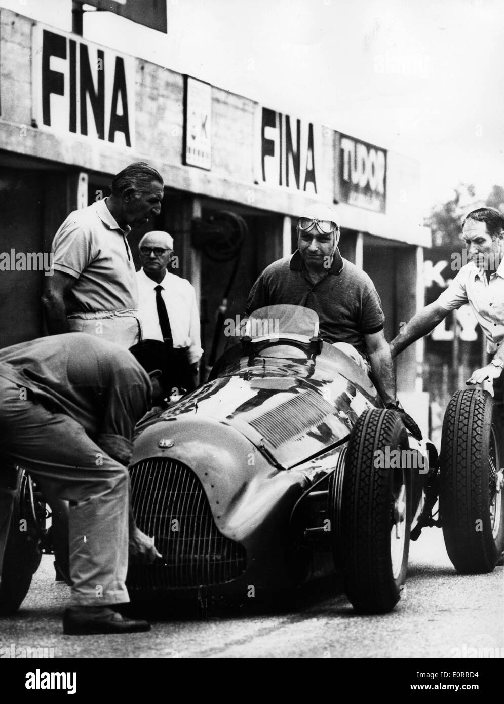 Driver Juan Fangio films life story Stock Photo