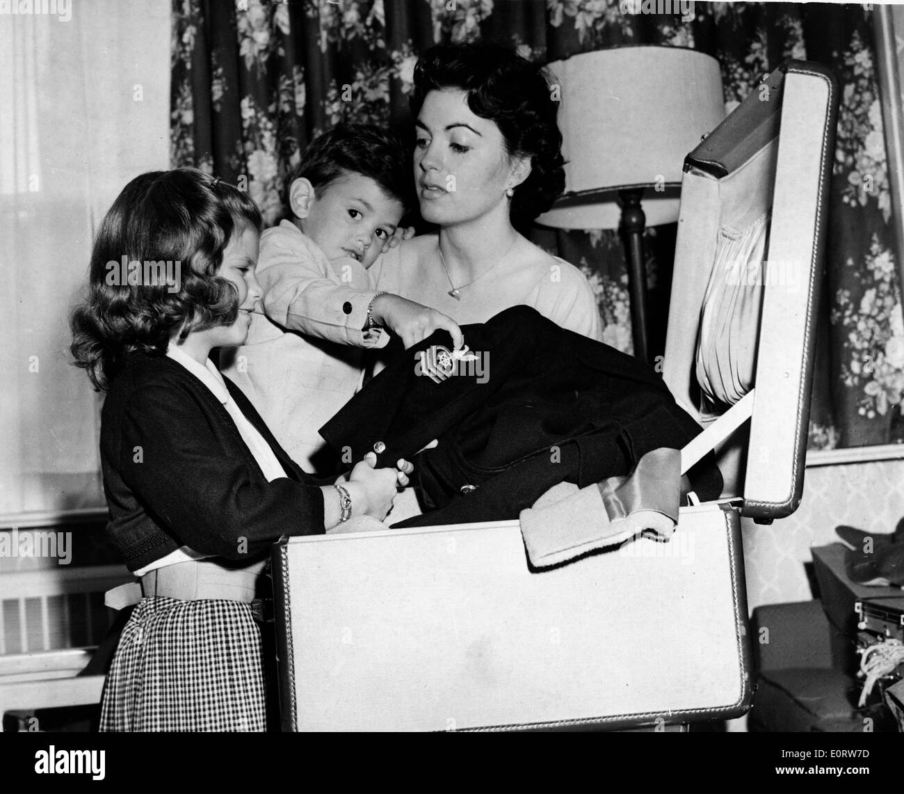 Faith Domergue Faith Domergue new picture Faith Domergue Faith Domergue new pics