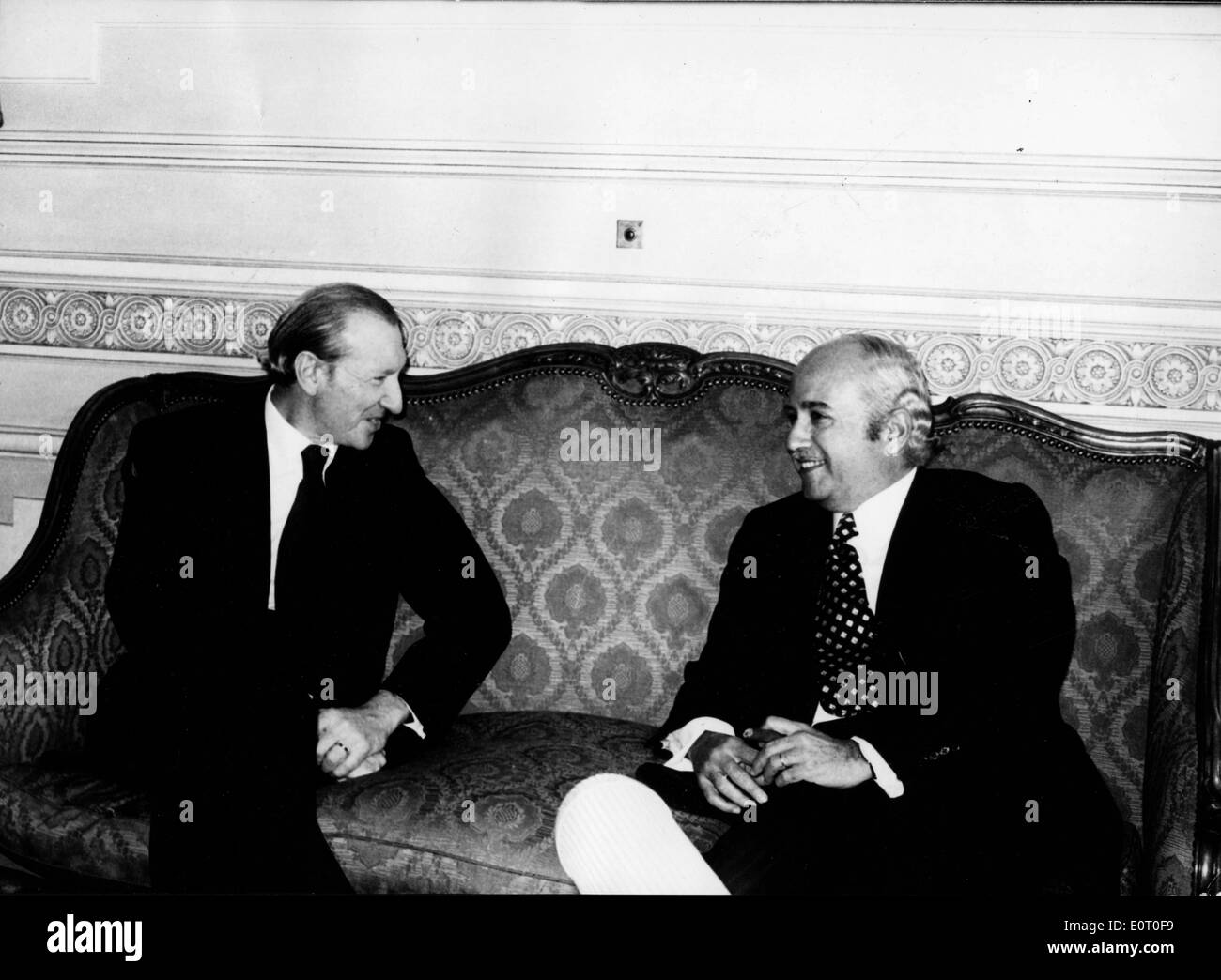 Kurt Waldheim meets with Ismail Fahmi Stock Photo