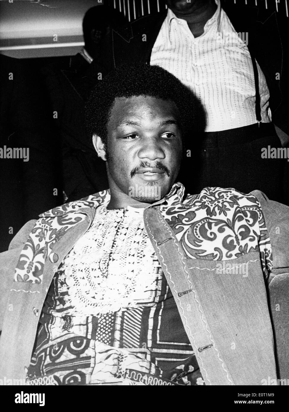 Big boxer hires stock photography and images Alamy