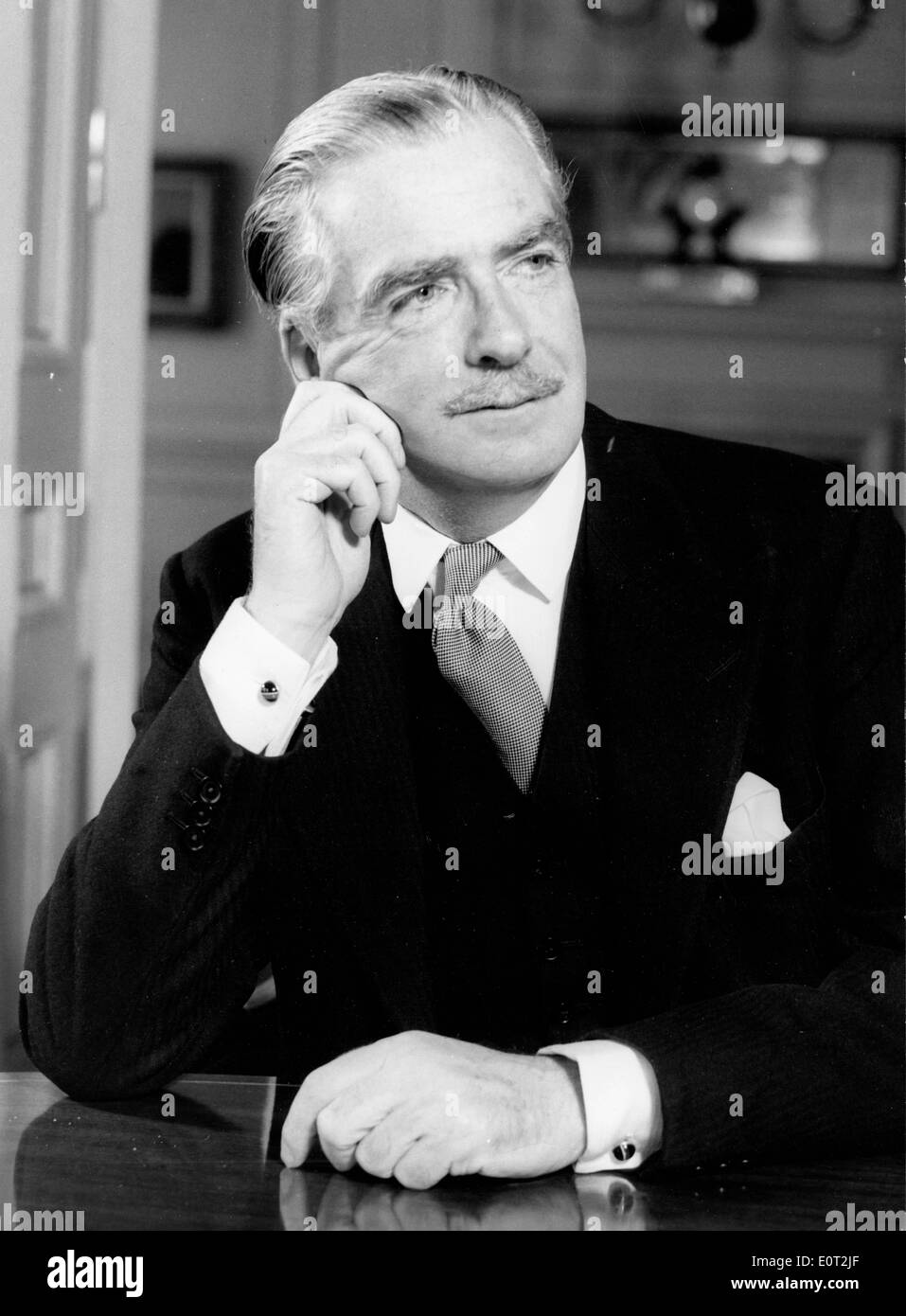 Portrait Of Prime Minister Anthony Eden Stock Photo Alamy Portrait Of Prime Minister Anthony Eden Stock Photo Alamy