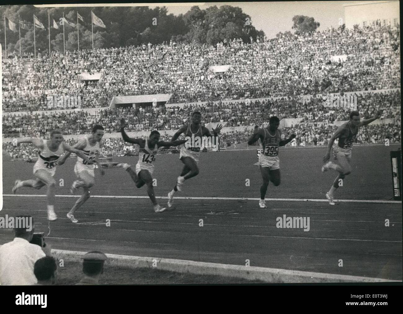 Sep. 09, 1960 - Finish 100 meters Final.: finish of the 100 m. Final event won by  of Germany with Sime (USA) second and third Hadford (GB) L-R: -   Figuerola; Norton (USA) Budd (USA) and SIme (USA) Stock Photo