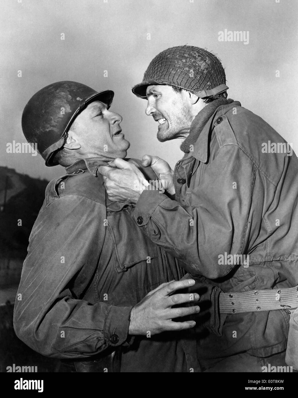 Eddie Albert and Jack Palance, on-set of the Film, 'Attack', 1956 Stock Photo
