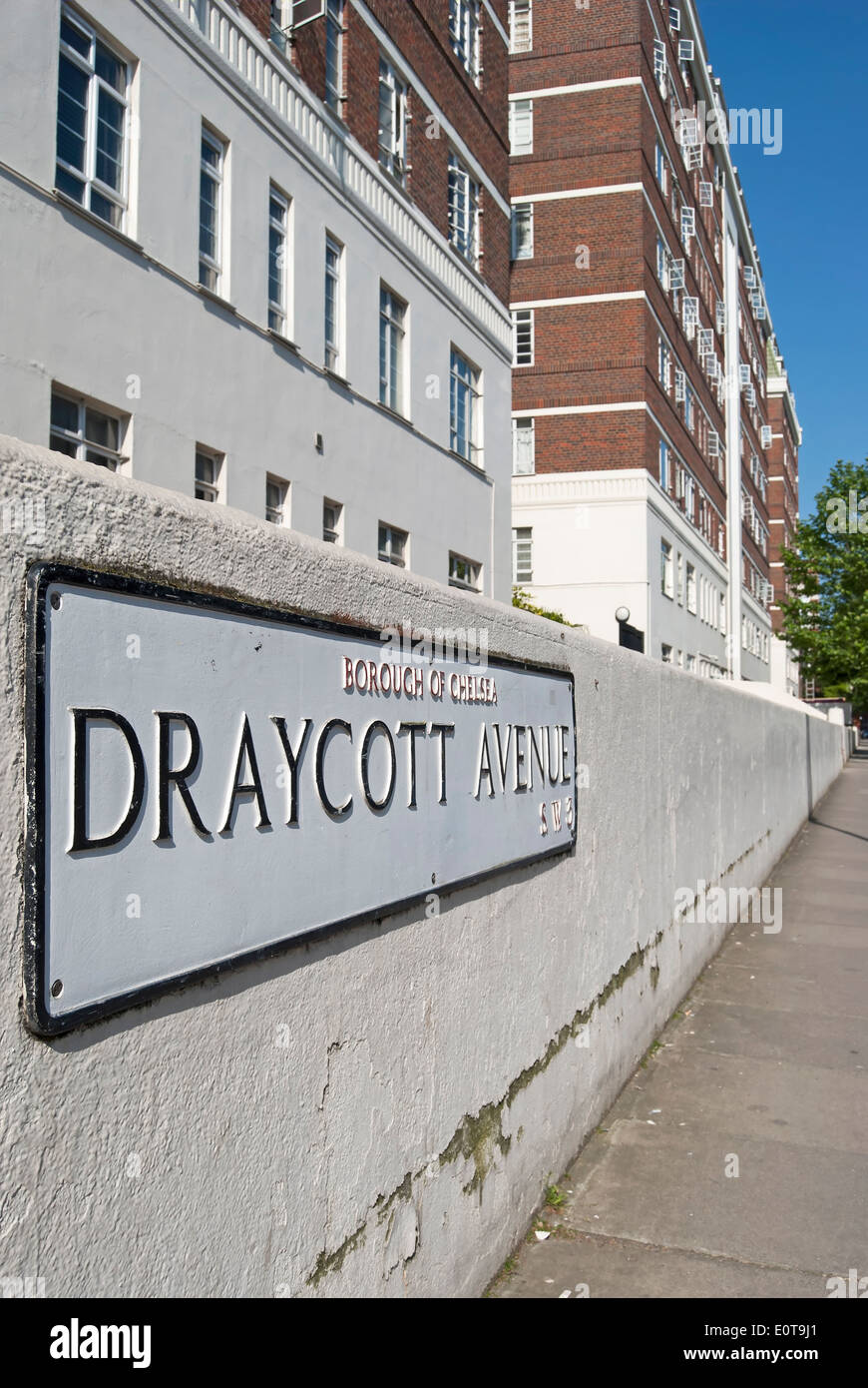 street name sign for draycott avenue, chelsea, london, england Stock