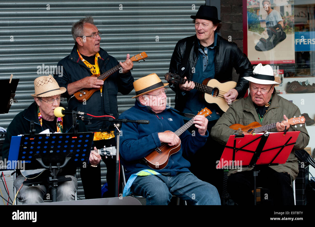 Ukulele band Stock Photo Alamy