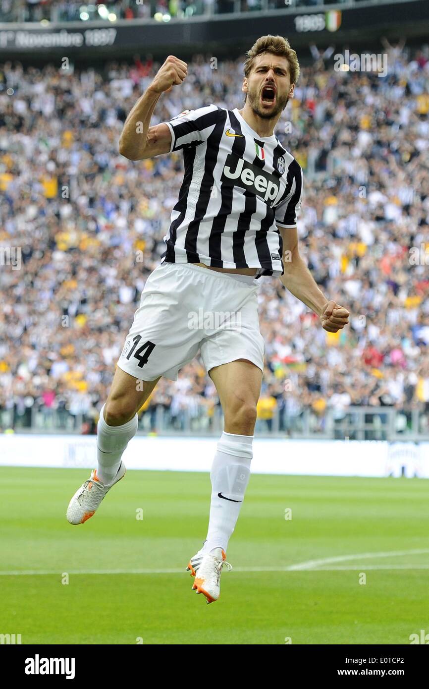 Turin, Italy. 18th May, 2014. Serie A football. Juventus v Cagliari. Goal  celebrations from Fernando Llorente Juventus for 2-0. © Action Plus  Sports/Alamy Live News Stock Photo - Alamy, image size:866x1390