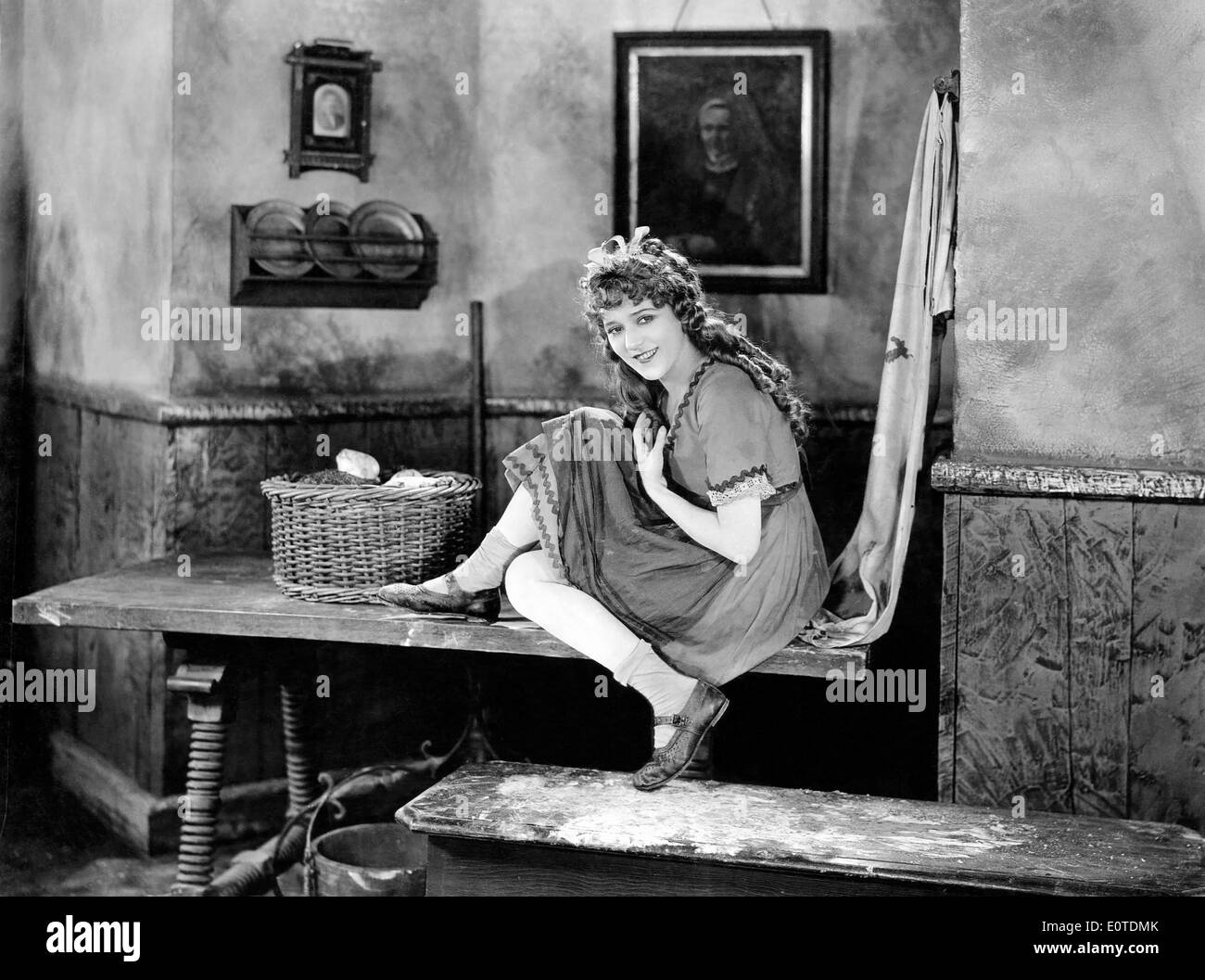 Mary Pickford On Set Of The Silent Film Through The Back Door