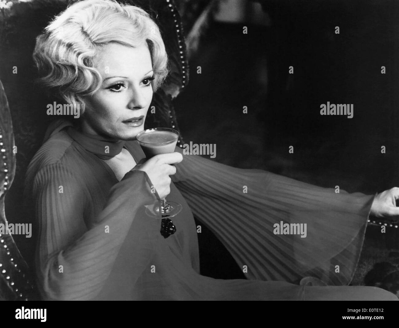 Delphine Seyrig, on-set of the French Film, 'Daughters of Darkness' (aka Les Levres Rouges), 1971 Stock Photo