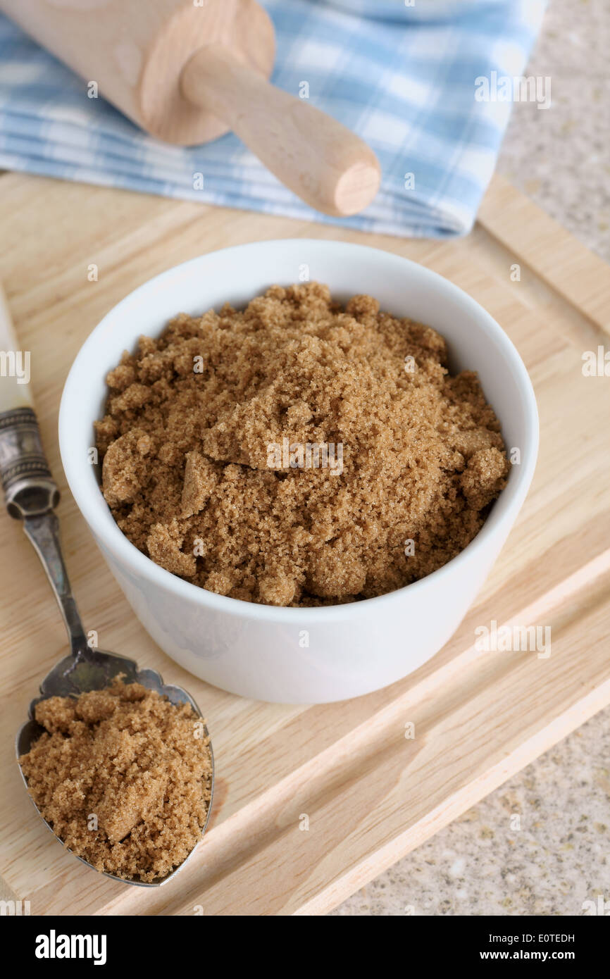 Light Muscovado Sugar an unrefined organic brown sugar with a molasses
