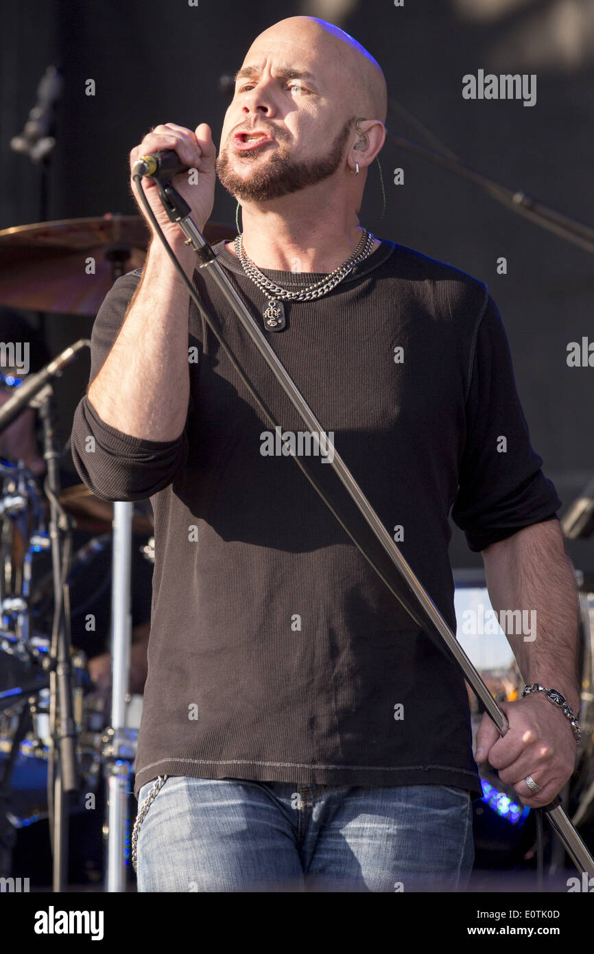 Columbus, Ohio, USA. 18th May, 2014. Vocalist JAMES DYLAN of Jason Bonham's Led Zeppelin Experience performs live at Rock on the Range music festival in Columbus, Ohio © Daniel DeSlover/ZUMAPRESS.com/Alamy Live News Stock Photo