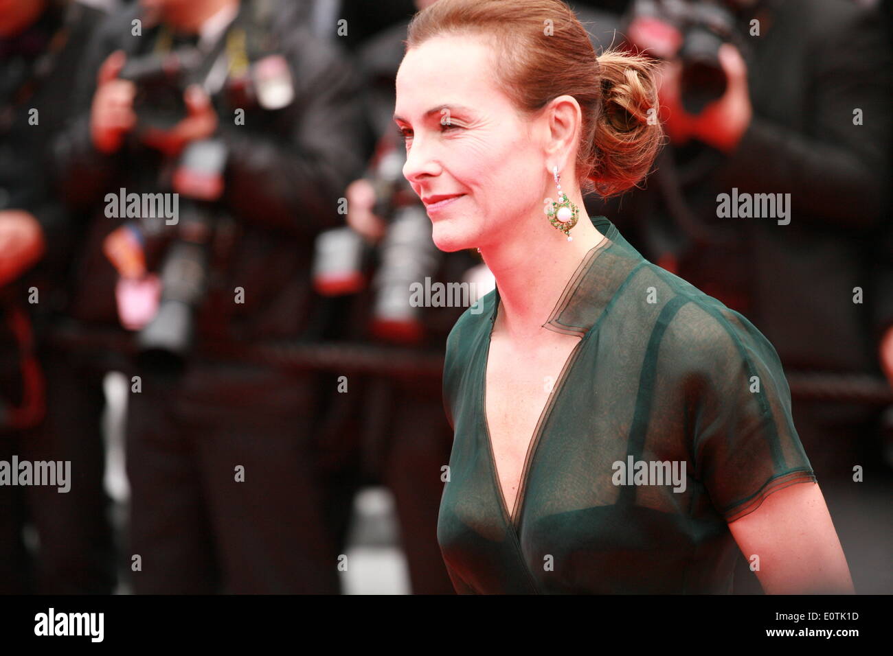 Cannes, France. 19th May 2014. Carole Bouquet at the Foxcatcher gala screening red carpet at the 67th Cannes Film Festival France. Monday 19th May 2014 in Cannes Film Festival, France. Credit:  Doreen Kennedy/Alamy Live News Stock Photo