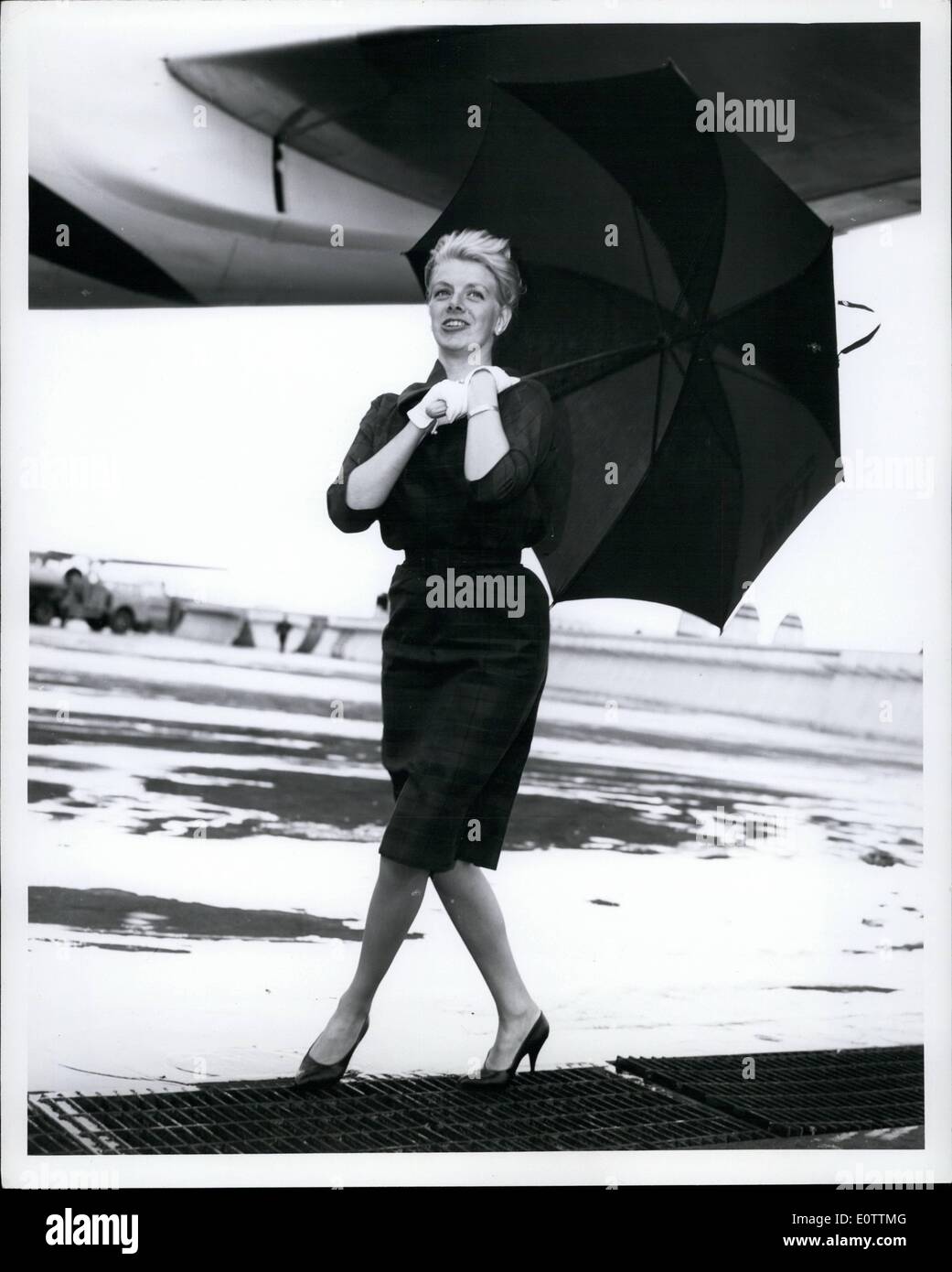 Sep. 09, 1960 New York International Airport NY. Songbird Rosemary