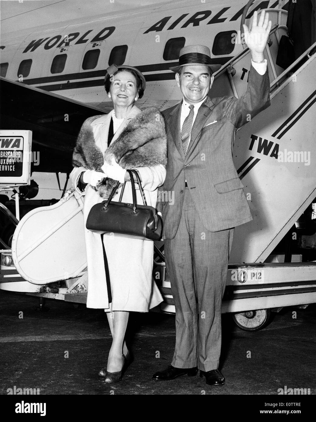 Governor Thomas E. Dewey and his wife before leaving for Paris Stock Photo